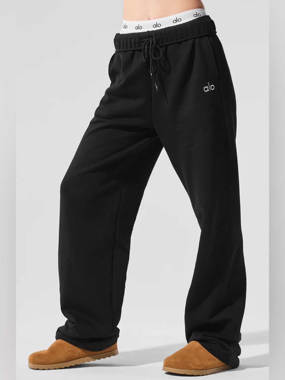 Alo Yoga Accolade Straight Leg Sweatpant - Picture 2 of 6